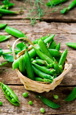 taze, organik yeşil bezelye