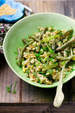 salata fasulye ve arpa un