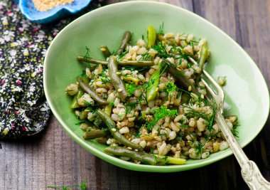salata fasulye ve arpa un