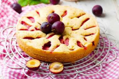 ev yapımı kuru üzümlü kek