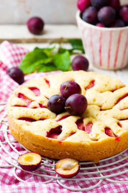 ev yapımı kuru üzümlü kek