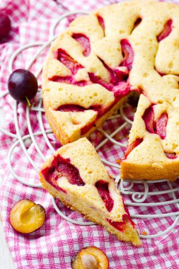 ev yapımı kuru üzümlü kek