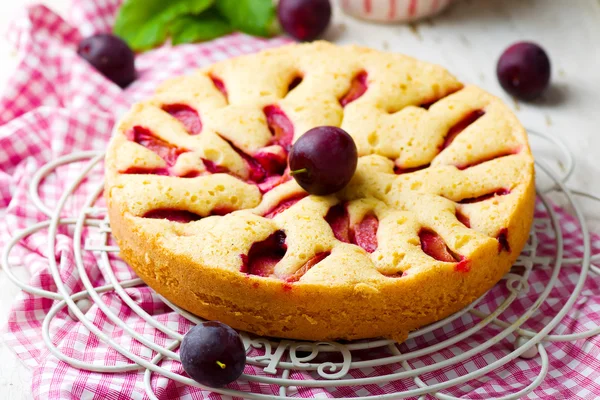 Homemade plum cake — Stock Photo, Image