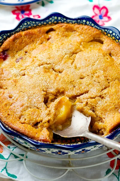 Peach bran cobbler . style vintage — Stock Photo, Image