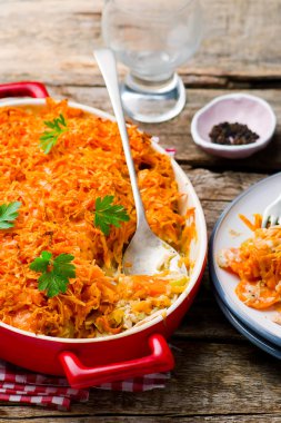 Tavuk ve tatlı patates fırında