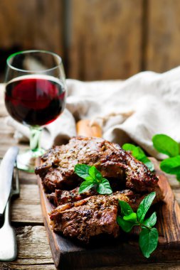 Nane ile Marine ızgara Kuzu pirzola 