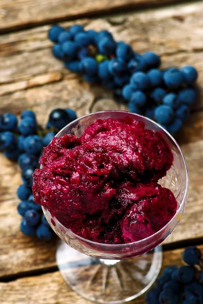 Concord grape sorbet — Stockfoto