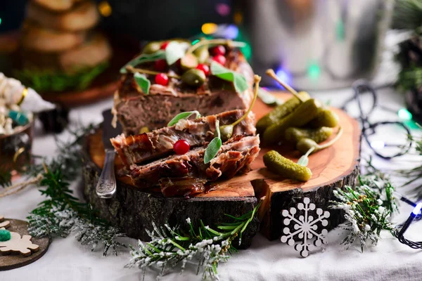 Fürj Terrine Egy Karácsonyi Dekoráció Szelektív Fókusz — Stock Fotó