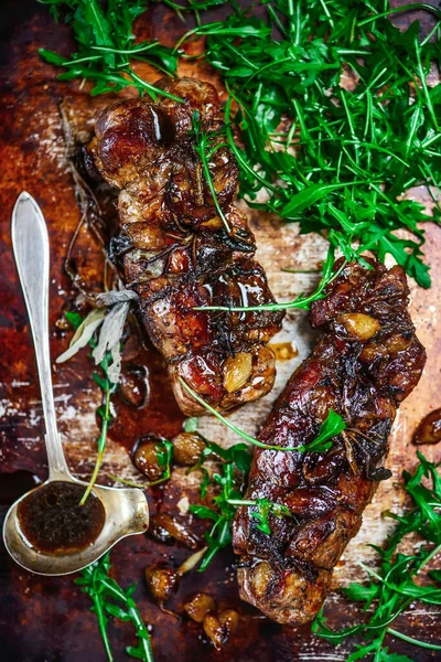 Filete Cerdo Relleno Con Chalota Caramelizada Style Vintage Selective Focus — Foto de Stock