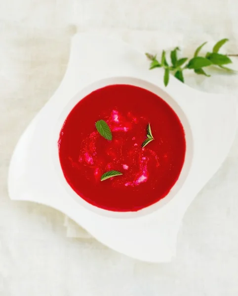 Zuppa di barbabietola e pomodoro dieta cremosa — Foto Stock