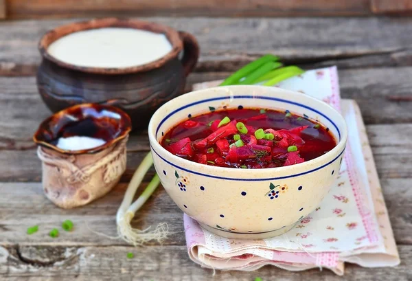 Traditionelle ukrainische Rübensuppe Borschtsch — Stockfoto