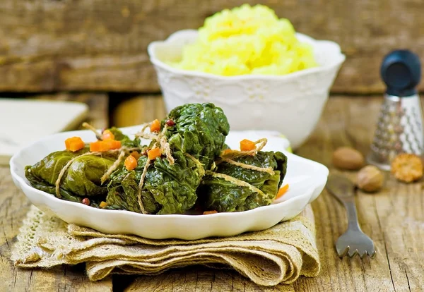 Kohlrouladen vom Wirsing mit Lachs — Stockfoto