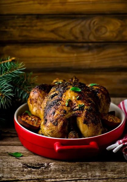 O frango cozido no forno — Fotografia de Stock