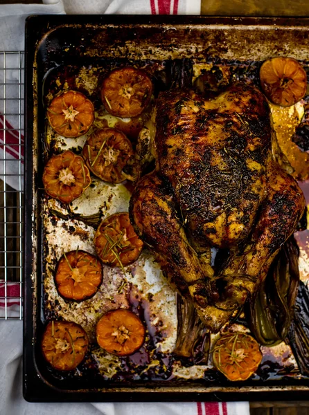 The baked chicken — Stock Photo, Image