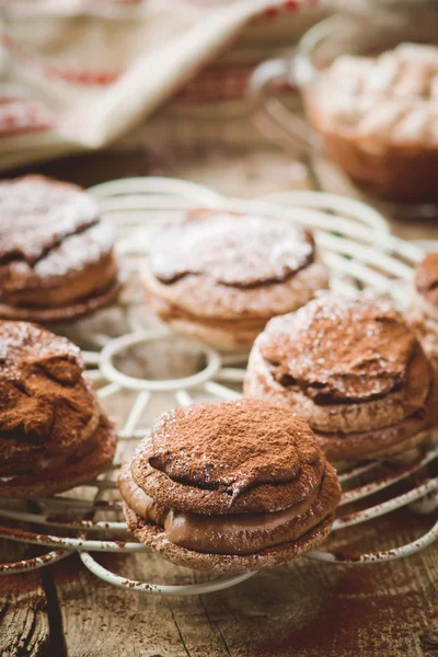 Čokoládové dortíky bouchee bábovka — Stock fotografie