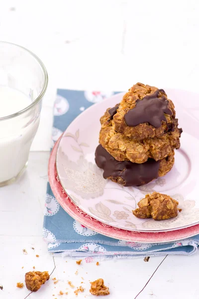 Вівсяне печиво з шоколадом — стокове фото