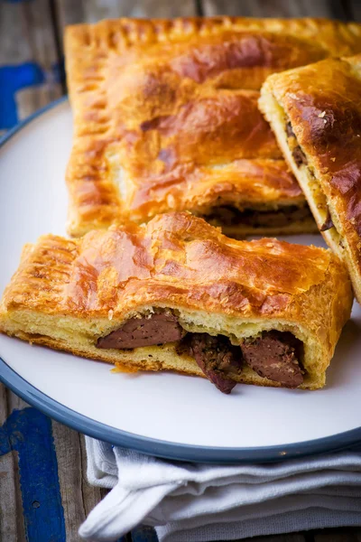 Tartas de hojaldre con hígado de pollo . —  Fotos de Stock