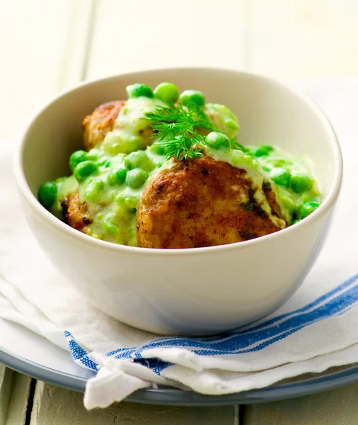 Cutlets with sauce from peas — Stock Photo, Image