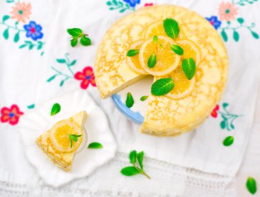 Limon Lor ile blinis pasta. 