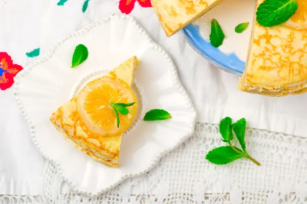 Torta di blinis con la cagliata di limone . — Foto Stock