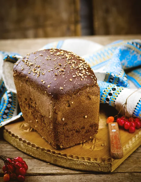 Traditional Russian rye Borodino bread — Stock Photo, Image