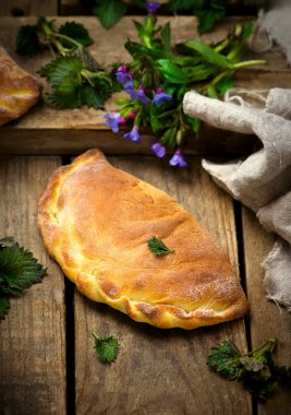 Calzone ricotta ve ısırgan otu ile