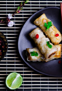 Kızarmış böreği.