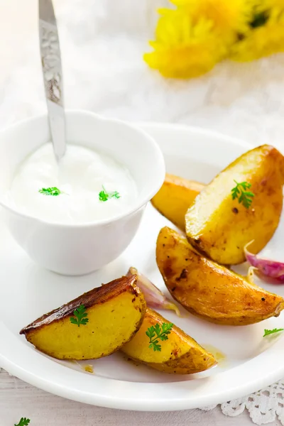 Segmenti di patate al forno — Foto Stock