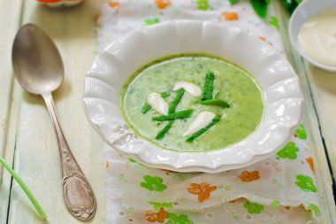 çorba bir ramson ile patates püresi