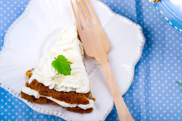 Wortel crème taart van kwark — Stockfoto