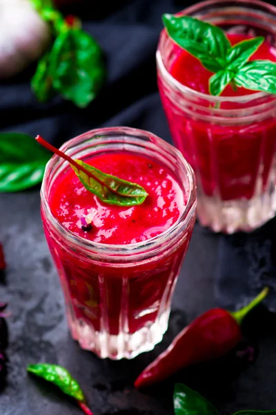 Gaspacho com beterraba — Fotografia de Stock