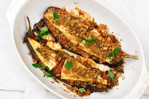 De gebakken aubergines met parmezaan in het Italiaans — Stockfoto