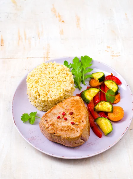 ızgara sebzeli bulgurun