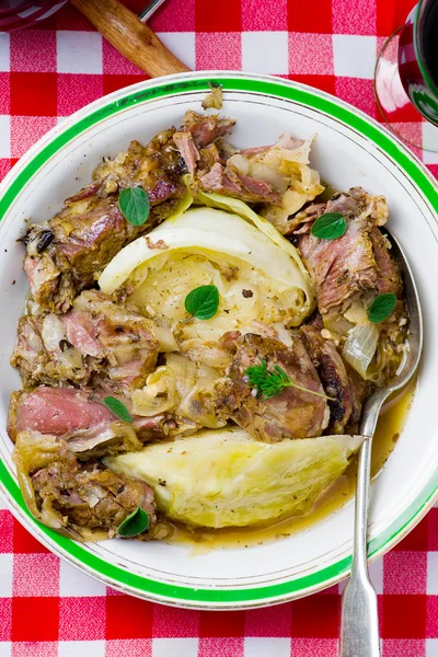 Stewed lamb with cabbage — Stock Photo, Image