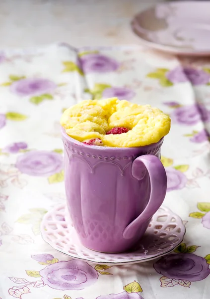 mikrodalga fırında hazırlanmış kupa kek