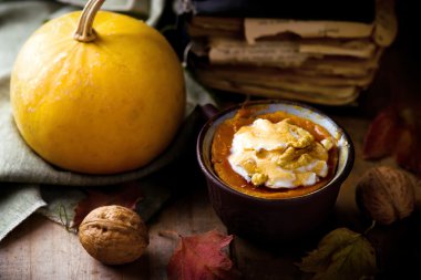 bir kupa kabak tatlısı