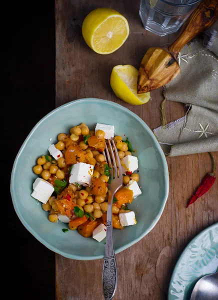 Salad with pumpkin, chickpea and feta. — Stock Photo, Image