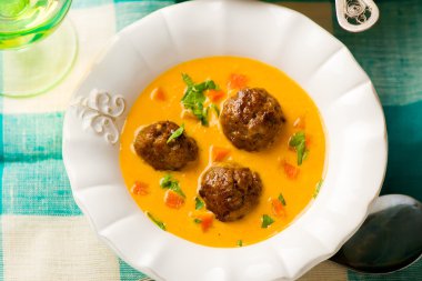 havuç quenelles krem çorba. 