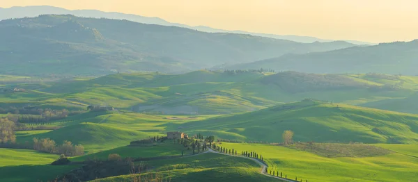 Wzgórza w Toskanii, Włochy — Zdjęcie stockowe