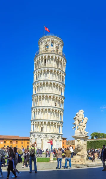 Eğik Pisa Kulesi, İtalya — Stok fotoğraf