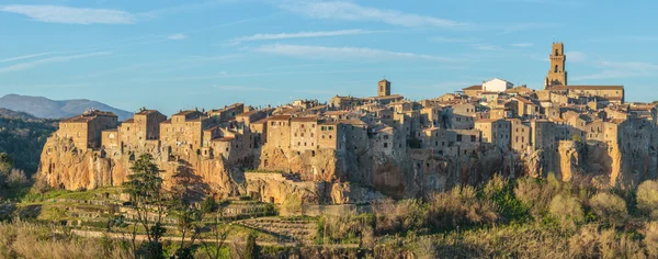 Ηφαιστειακή τέφρα Pitigliano-ετρουσκική πόλη, Ιταλία — Φωτογραφία Αρχείου