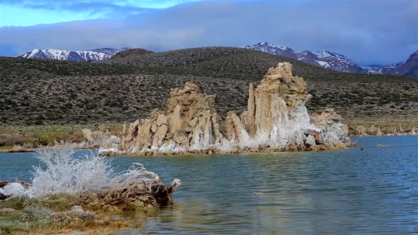 Formação Rochas Tufos Mono Lake Eua — Vídeo de Stock