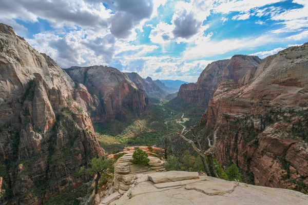 Вид Ландшафтного Парка Angels Landing Национальном Парке Сион Сша — стоковое фото