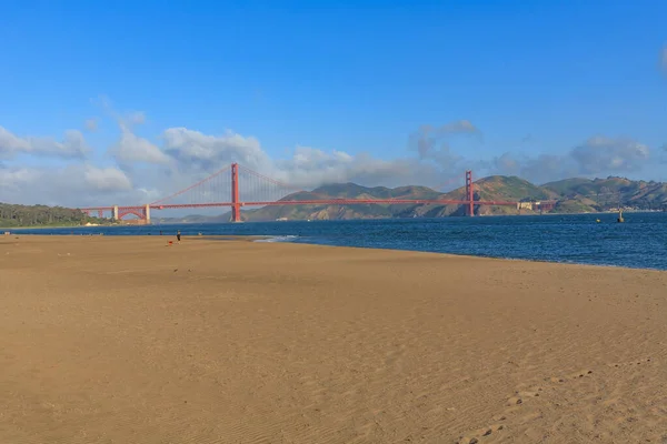 Golden Gate Bridge Illuminated Sunrise San Francisco Usa — Stock Photo, Image