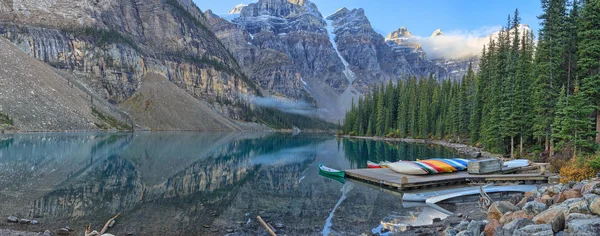 Moraine Lake — Stockfoto