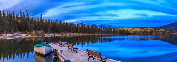 Pyramid Lake — Stockfoto