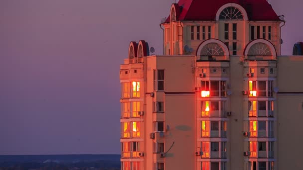 Sunset reflection in windows — Stock Video