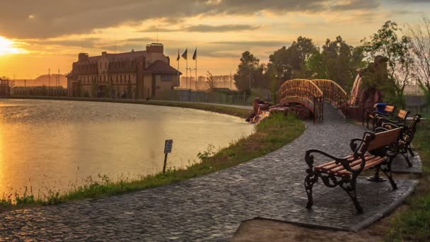 Stadtpark bei Sonnenuntergang — Stockvideo