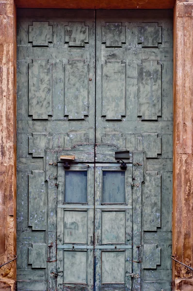 Puerta de madera vieja — Foto de Stock