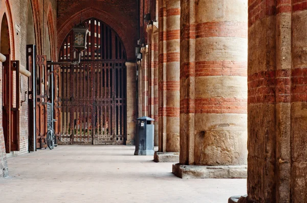 Fort entrance columns — Stock Photo, Image